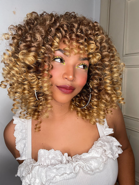 Wig Mabel